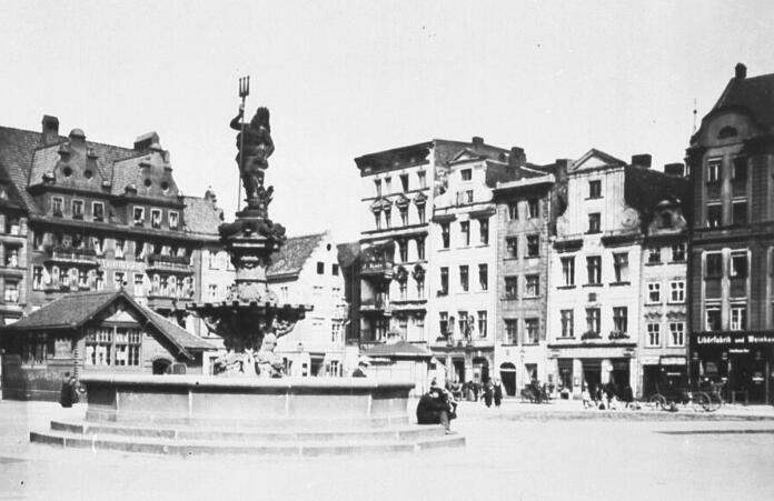 neumarkt_nepture_40.jpg