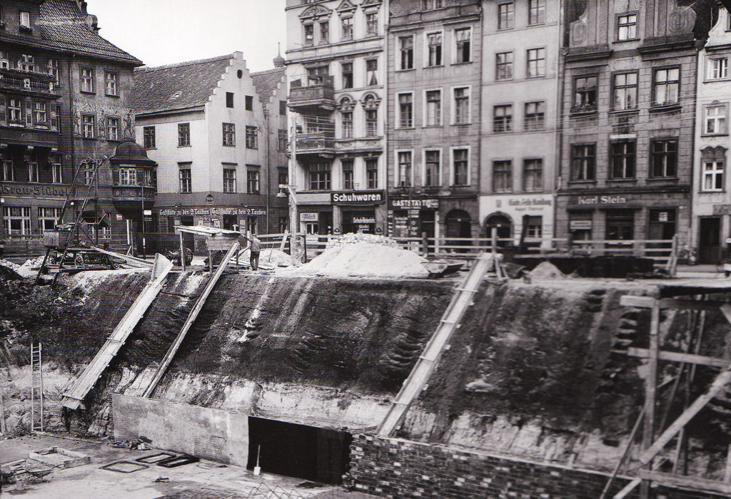 neumarkt_shelter_northwest_1941.jpg