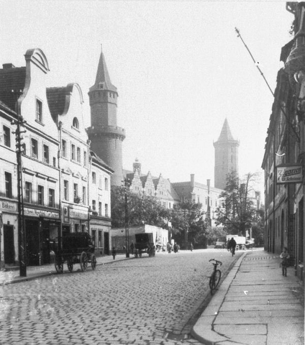 legnica_kohlmarkt1.jpg