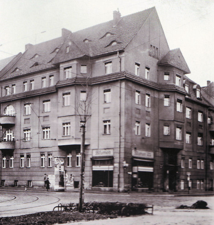old_gebaude1.jpg