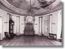 inside_palace.jpg