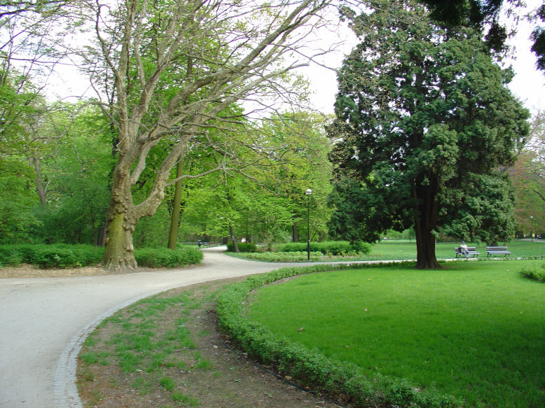 ParkPolud1.JPG