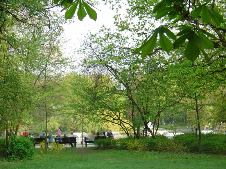 ParkPolud12.JPG