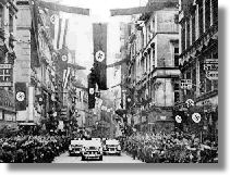hitler_1936_autostrada.jpg