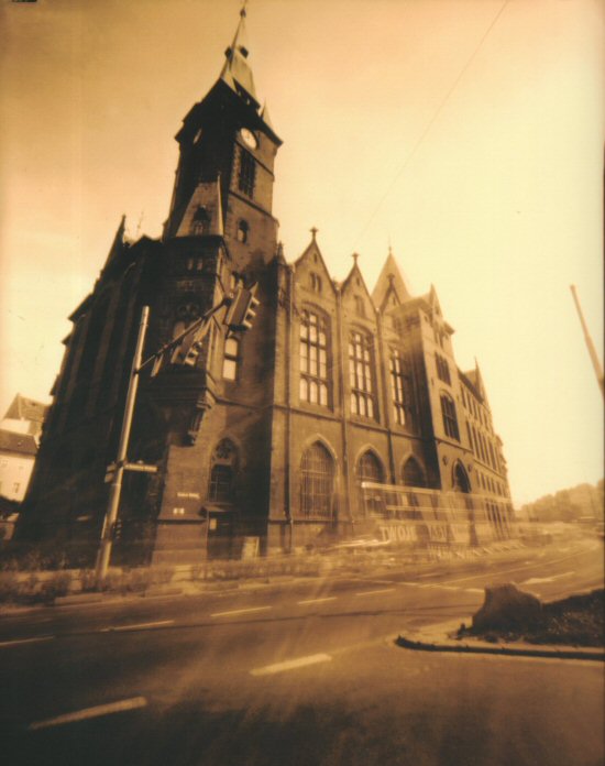 komorowski_biblioteka.jpg