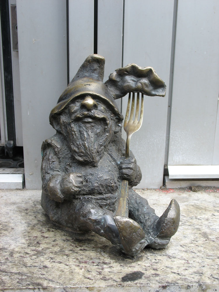 wroclaw_krasnal_pieroznik.jpg