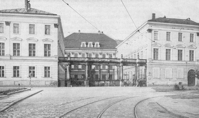 schloss.jpg